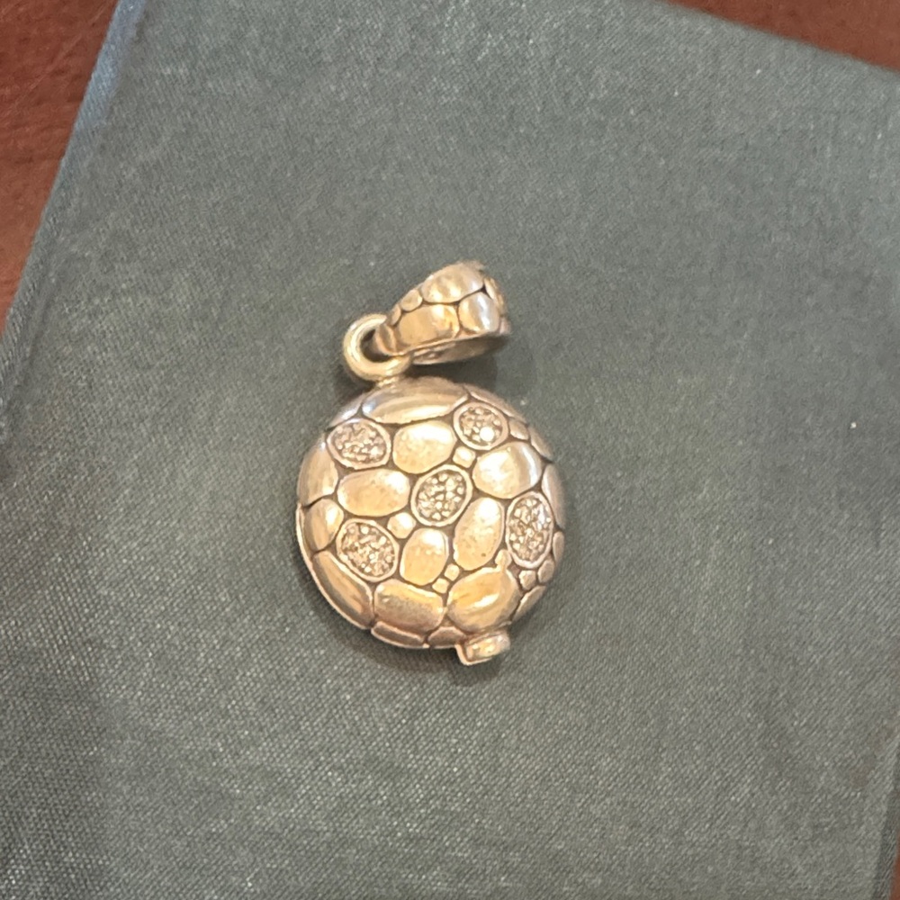 John Hardy Kali Sterling Silver locket with diamonds